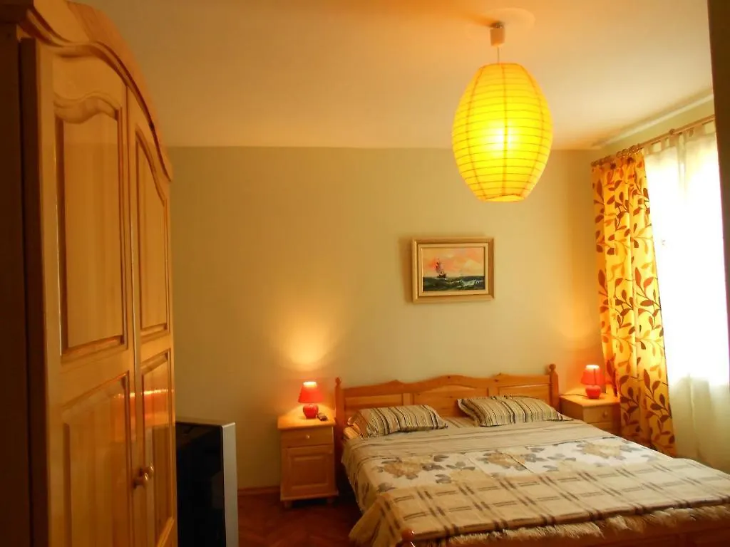 Hostel Del Mar Varna 0*,